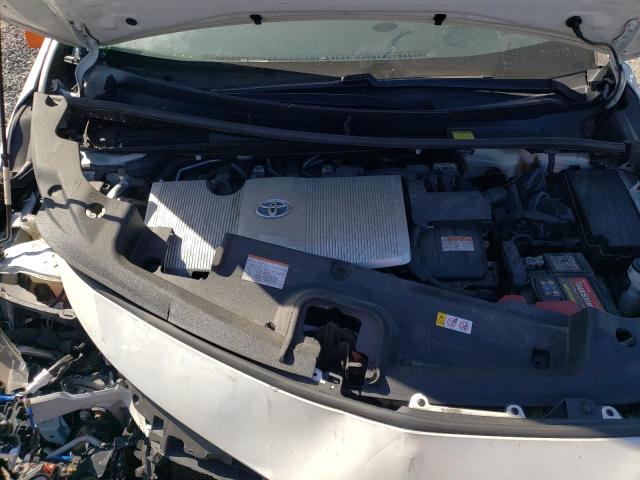 JTDKARFP0H3024856 - 2017 TOYOTA PRIUS PRIM WHITE photo 12