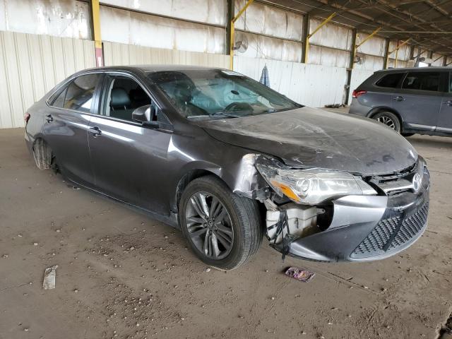 4T1BF1FK3HU436380 - 2017 TOYOTA CAMRY LE GRAY photo 4