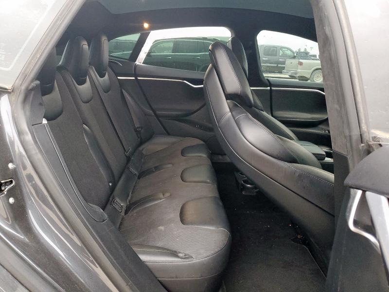 5YJSA1E15HF185995 - 2017 TESLA MODEL S GRAY photo 10
