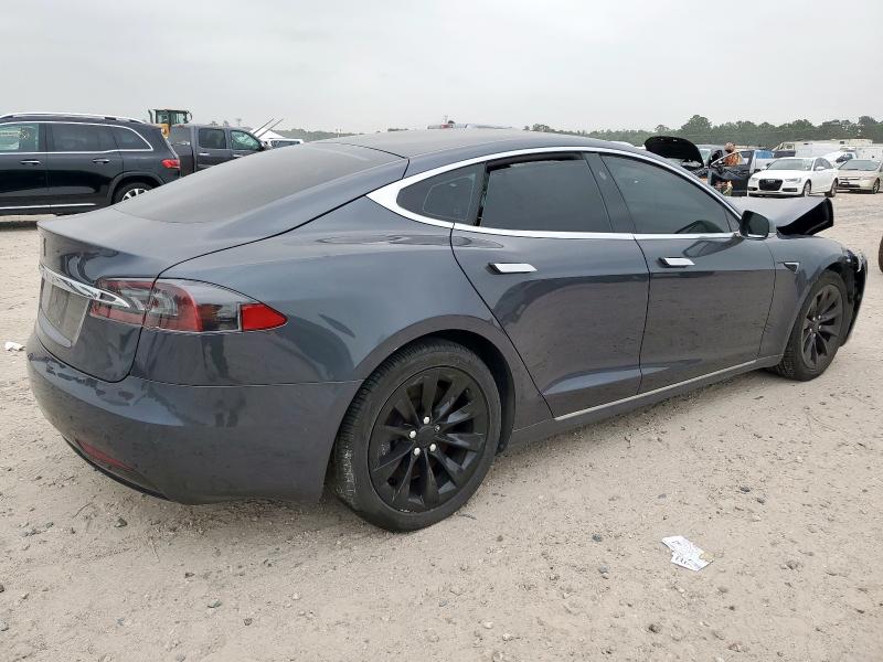 5YJSA1E15HF185995 - 2017 TESLA MODEL S GRAY photo 3