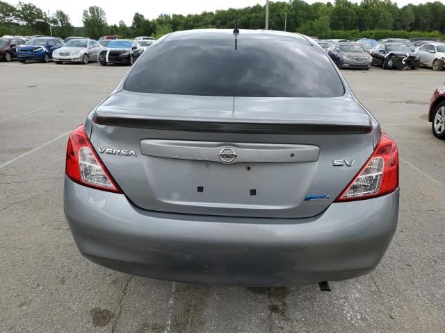 3N1CN7APXCL828098 - 2012 NISSAN VERSA S GRAY photo 6