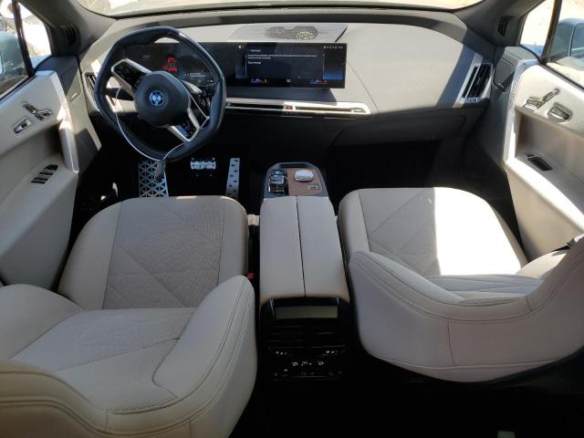 WB523CF03PCM80435 - 2023 BMW IX XDRIVE50 BLUE photo 8