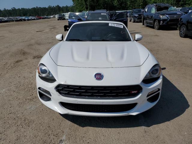 JC1NFAEK7J0137018 - 2018 FIAT 124 SPIDER CLASSICA WHITE photo 5