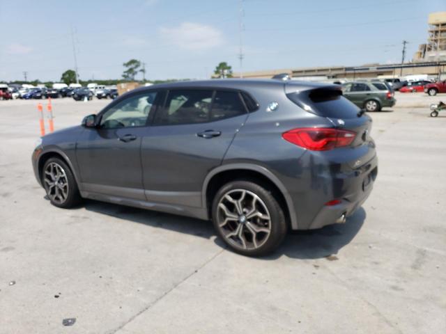 WBXYJ3C34JEJ75575 - 2018 BMW X2 SDRIVE28I GRAY photo 2