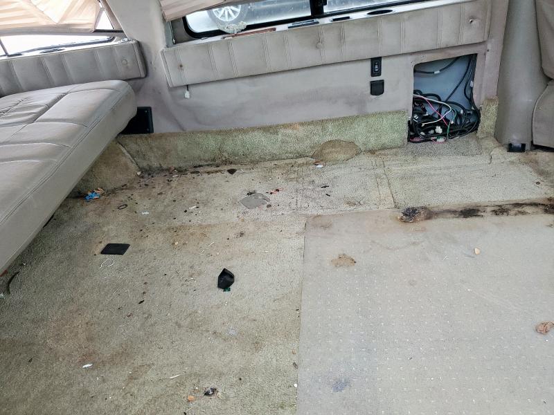 1GBFG15R5X1047259 - 1999 CHEVROLET EXPRESS G1 أبيض صورة 11