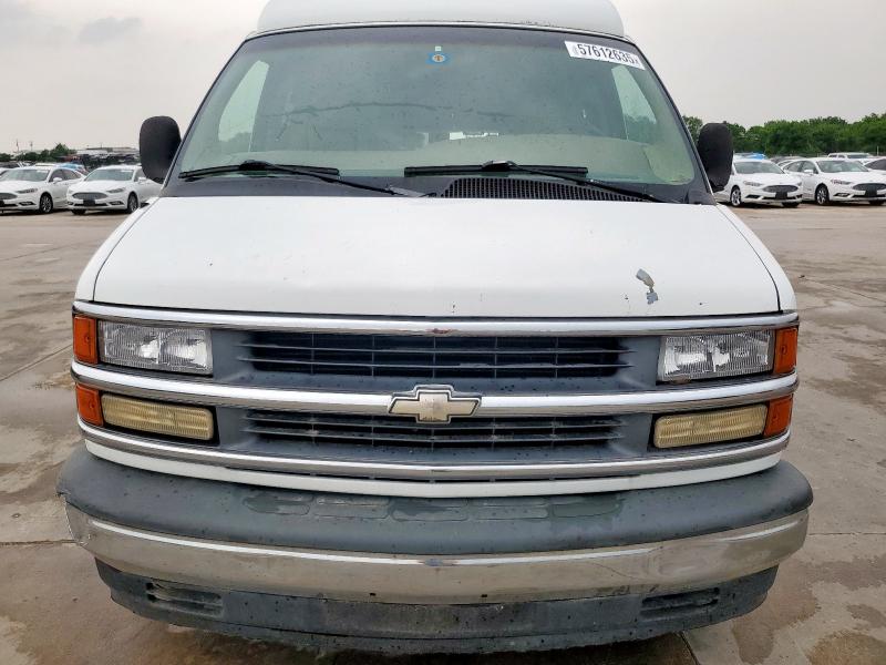 1GBFG15R5X1047259 - 1999 CHEVROLET EXPRESS G1 أبيض صورة 5