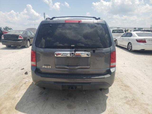 5FNYF3H20CB009747 - 2012 HONDA PILOT LX GRAY photo 6