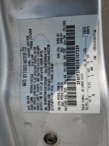 3FAFP37N55R107339 - 2005 FORD FOCUS ZX5 SILVER photo 12