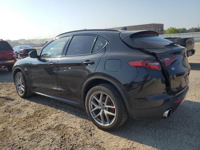 ZASPAKBNXK7C41484 - 2019 ALFA ROMEO STELVIO TI BLACK photo 2