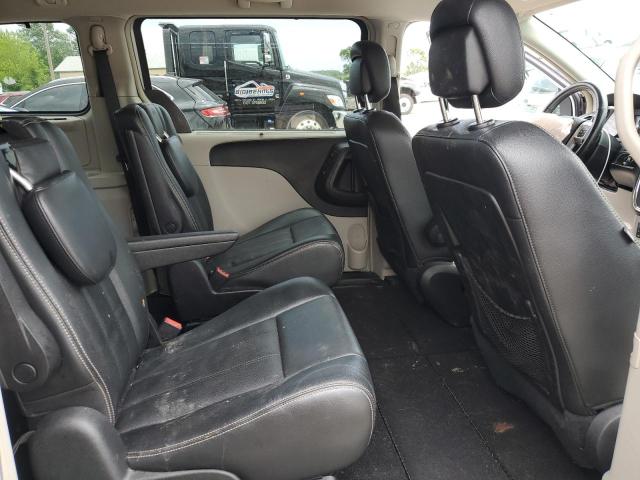 2C4RC1CG0CR194519 - 2012 CHRYSLER TOWN & COU TOURING L SILVER photo 11