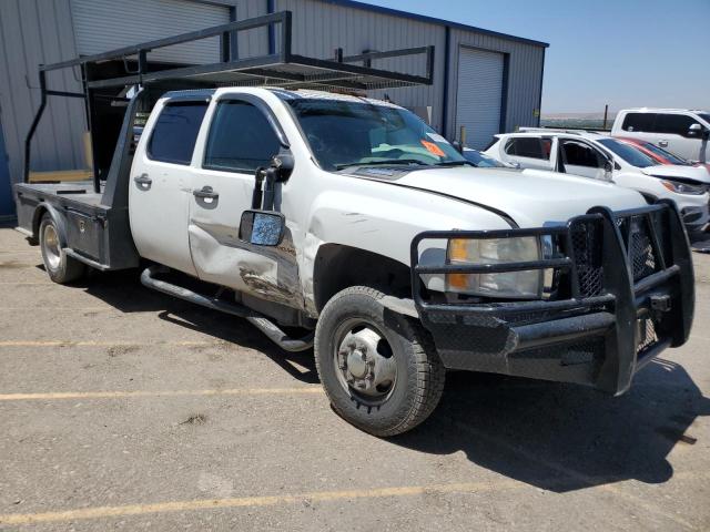 1GB4KZCL8BF112930 - 2011 CHEVROLET SILVERADO K3500 WHITE photo 4