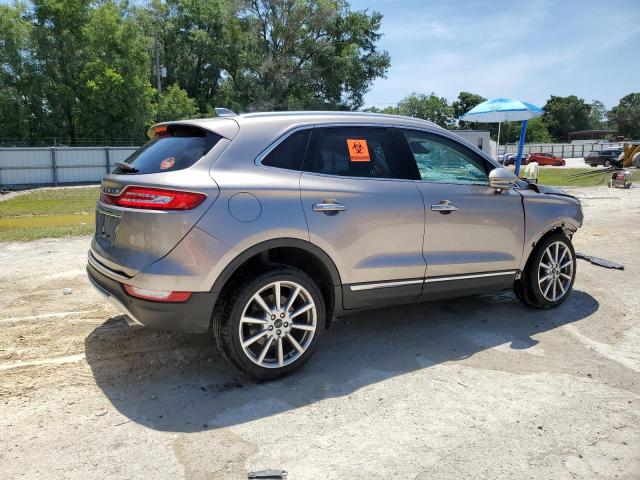 5LMCJ3C97KUL02010 - 2019 LINCOLN MKC RESERVE კრემისფერი ფოტო 3