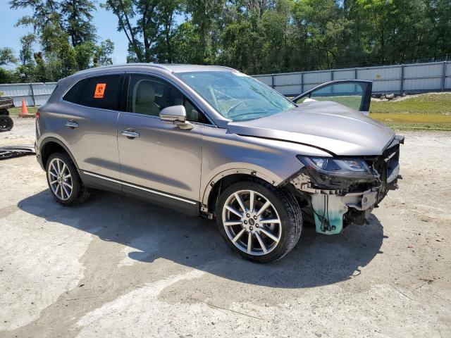 5LMCJ3C97KUL02010 - 2019 LINCOLN MKC RESERVE კრემისფერი ფოტო 4