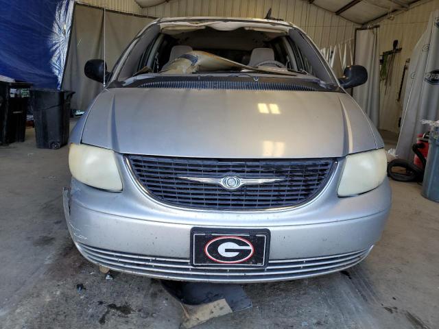 2C4GP34343R167780 - 2003 CHRYSLER TOWN & COU EL SILVER photo 5