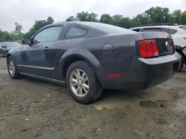 1ZVHT80NX85172066 - 2008 FORD MUSTANG GRAY photo 2