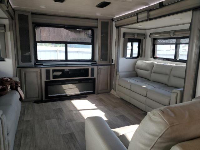 4YDF37926M4702768 - 2021 KEYSTONE MONTANA 奶油色 照片 5