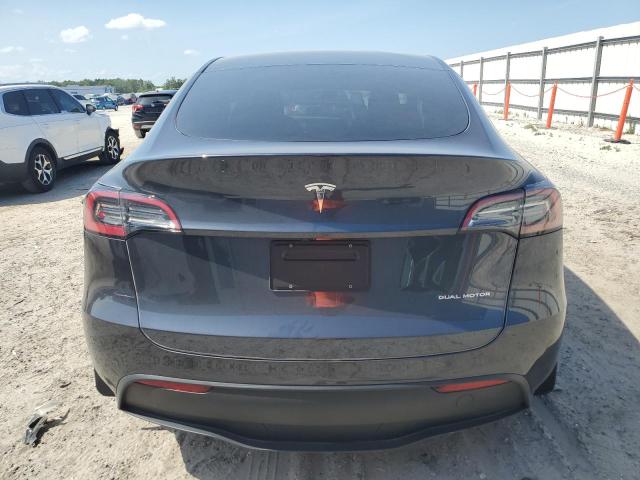 7SAYGDEE2RA225917 - 2024 TESLA MODEL Y GRAY photo 6