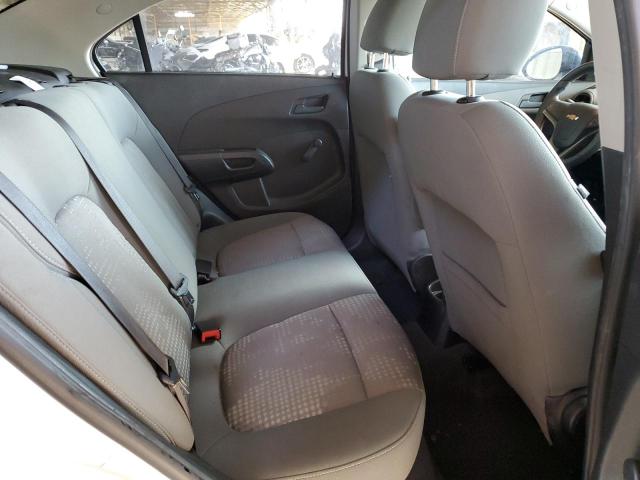 1G1JA5SH3F4114635 - 2015 CHEVROLET SONIC LS WHITE photo 10