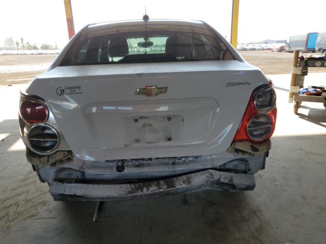 1G1JA5SH3F4114635 - 2015 CHEVROLET SONIC LS WHITE photo 6