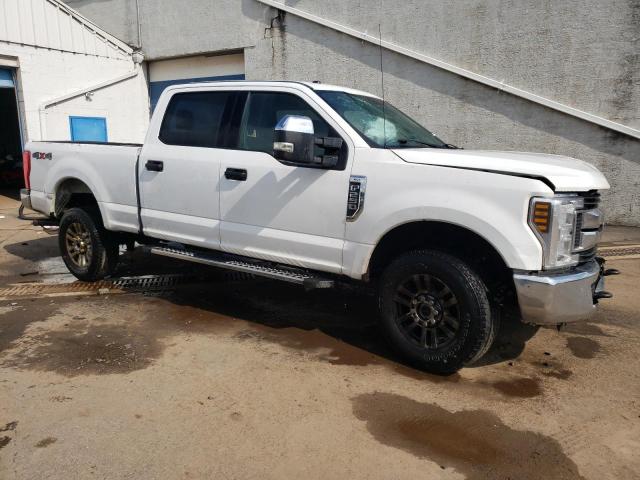 1FT7W2B62JEC43257 - 2018 FORD F250 SUPER DUTY WHITE photo 4