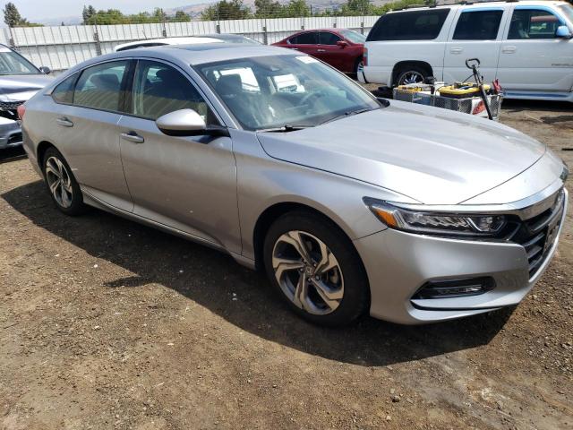 1HGCV1F48JA249061 - 2018 HONDA ACCORD EX SILVER photo 4