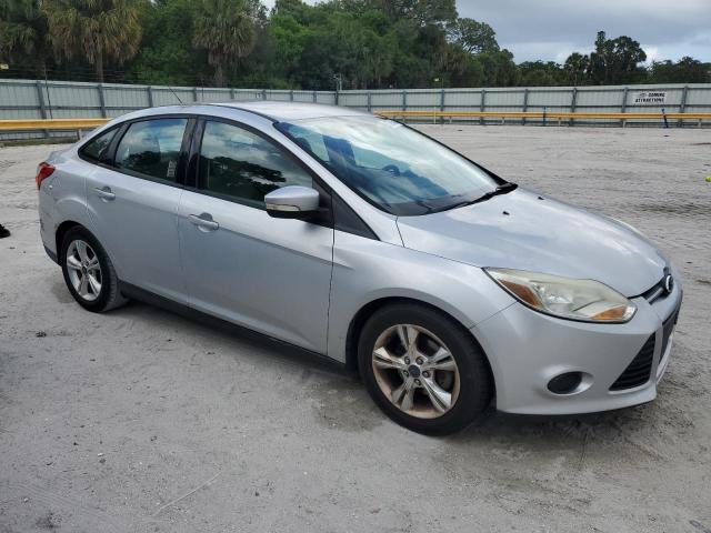 1FADP3F25EL291744 - 2014 FORD FOCUS SE SILVER photo 4