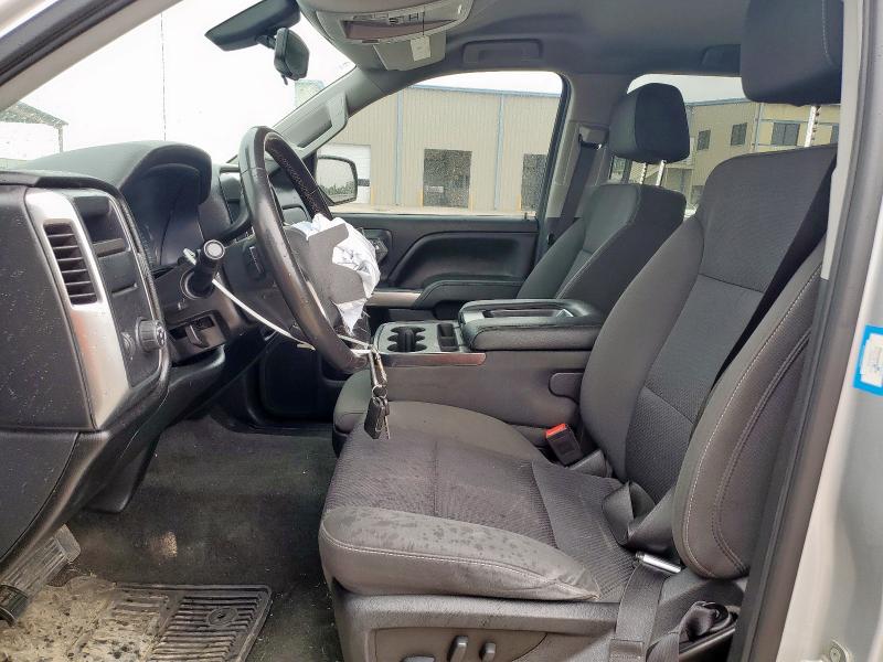 3GCUCRER1JG361612 - 2018 CHEVROLET SILVERADO C1500 LT 银色 照片 7