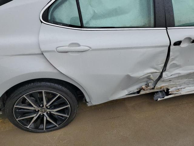 4T1G11AK7PU152650 - 2023 TOYOTA CAMRY SE NIGHT SHADE WHITE photo 10