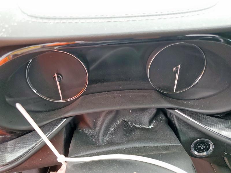 LRBFZNR46PD033668 - 2023 BUICK ENVISION ESSENCE WHITE photo 9