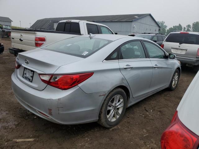 5NPEB4AC6DH775668 - 2013 HYUNDAI SONATA GLS SILVER photo 3