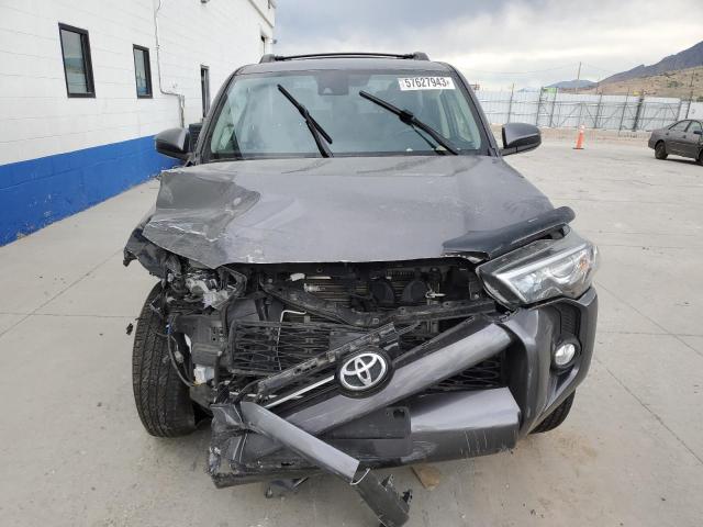JTEBU5JR4L5754027 - 2020 TOYOTA 4RUNNER SR5/SR5 PREMIUM 灰色 照片 5