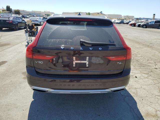 YV4A22NL8J1020423 - 2018 VOLVO V90 CROSS T6 INSCRIPTION BROWN photo 6