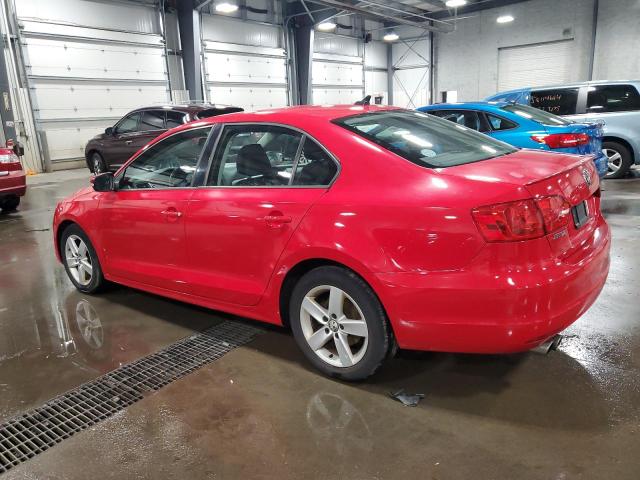 3VWLL7AJ2BM069404 - 2011 VOLKSWAGEN JETTA TDI RED photo 2