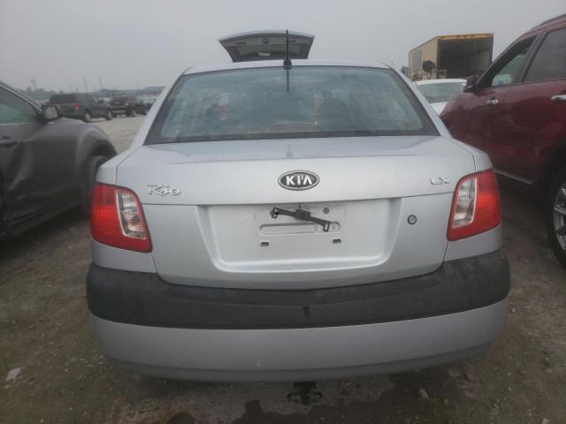 KNADE123386368761 - 2008 KIA RIO BASE SILVER photo 6