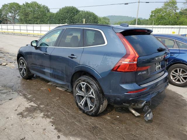 YV4L12DK6N1904287 - 2022 VOLVO XC60 B5 MOMENTUM BLUE photo 2