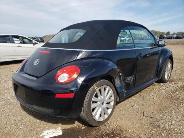 3VWRG3AL5AM010001 - 2010 VOLKSWAGEN NEW BEETLE BLACK photo 4