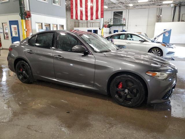 ZARFAEDN7H7543400 - 2017 ALFA ROMEO GIULIA Q4 石墨色 照片 4