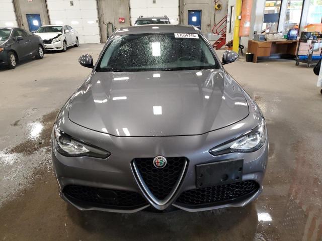 ZARFAEDN7H7543400 - 2017 ALFA ROMEO GIULIA Q4 石墨色 照片 5