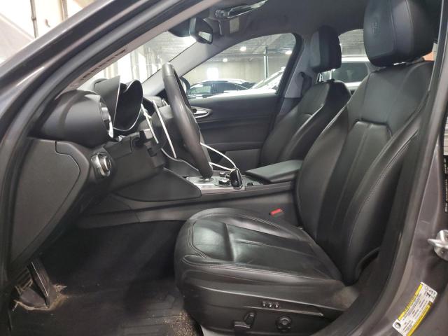 ZARFAEDN7H7543400 - 2017 ALFA ROMEO GIULIA Q4 石墨色 照片 7