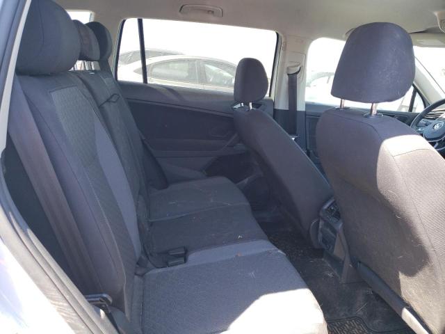 3VV0B7AX5KM004545 - 2019 VOLKSWAGEN TIGUAN S WHITE photo 10