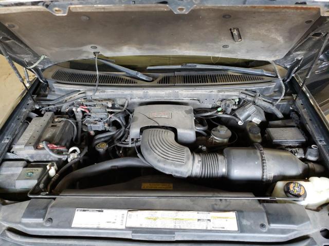 5LMPU28L9WLJ13037 - 1998 LINCOLN NAVIGATOR შავი ფოტო 12