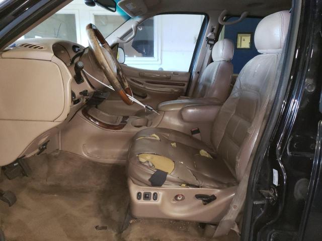 5LMPU28L9WLJ13037 - 1998 LINCOLN NAVIGATOR შავი ფოტო 7