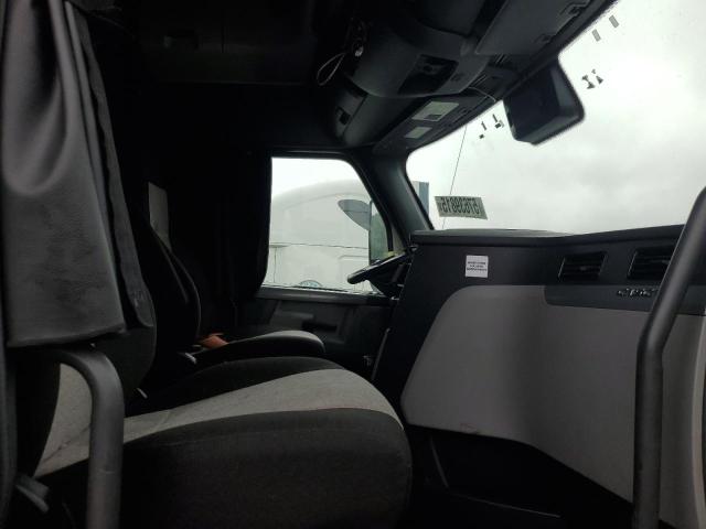 3AKJHHDV4LSMC8375 - 2020 FREIGHTLINER CASCADIA 126 თეთრი ფოტო 5