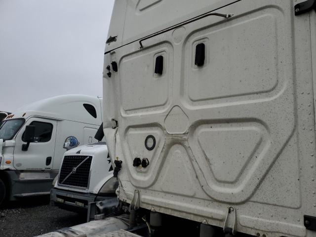 3AKJHHDV4LSMC8375 - 2020 FREIGHTLINER CASCADIA 126 თეთრი ფოტო 6