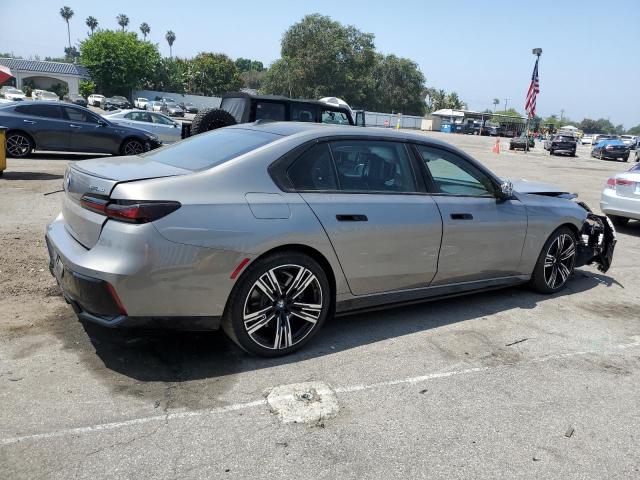 WBY53EJ08RCP97827 - 2024 BMW I7 XDRIVE60 GRAY photo 3