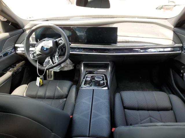 WBY53EJ08RCP97827 - 2024 BMW I7 XDRIVE60 灰色 照片 8