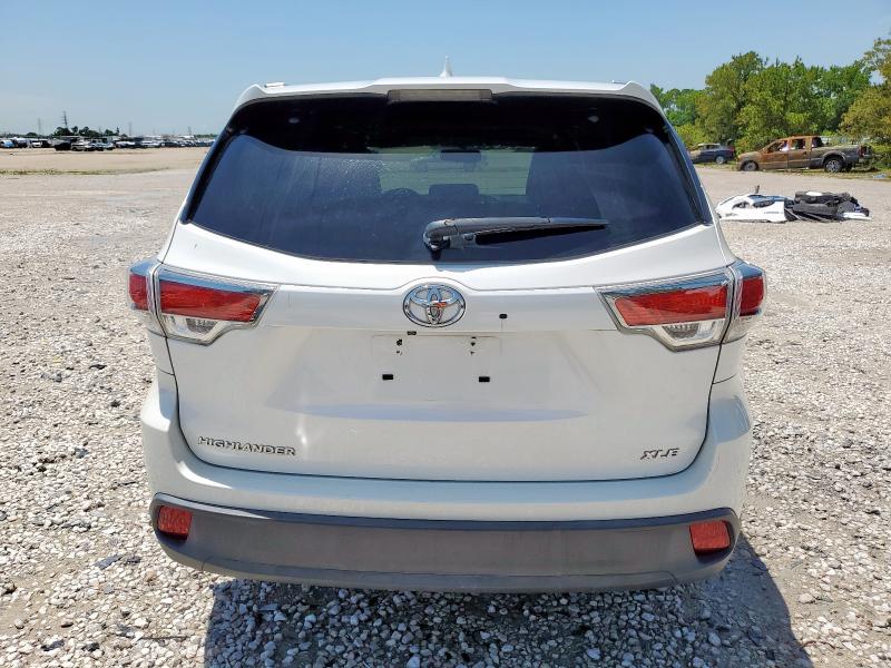 5TDKKRFH7FS074462 - 2015 TOYOTA HIGHLANDER XLE WHITE photo 6