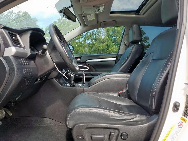 5TDKKRFH7FS074462 - 2015 TOYOTA HIGHLANDER XLE WHITE photo 7