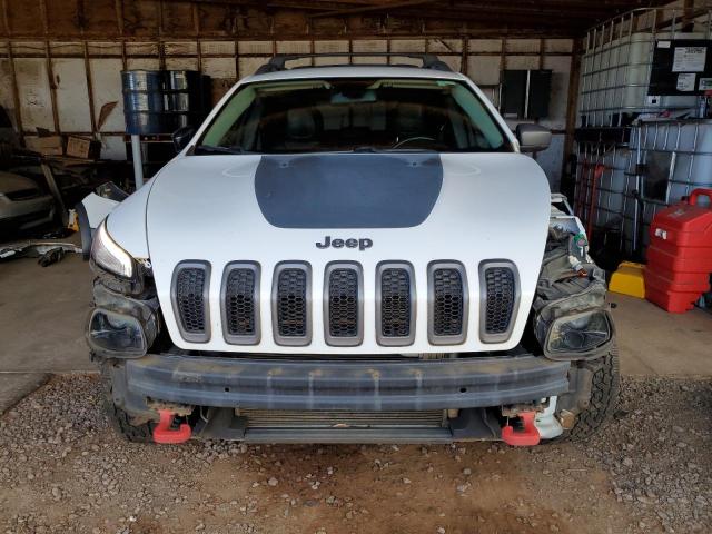 1C4PJMBB2JD569170 - 2018 JEEP CHEROKEE TRAILHAWK WHITE photo 5