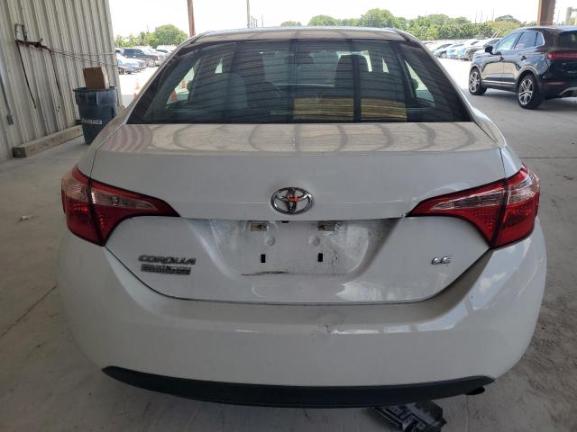 5YFBURHE9KP910210 - 2019 TOYOTA COROLLA L 白色 照片 6